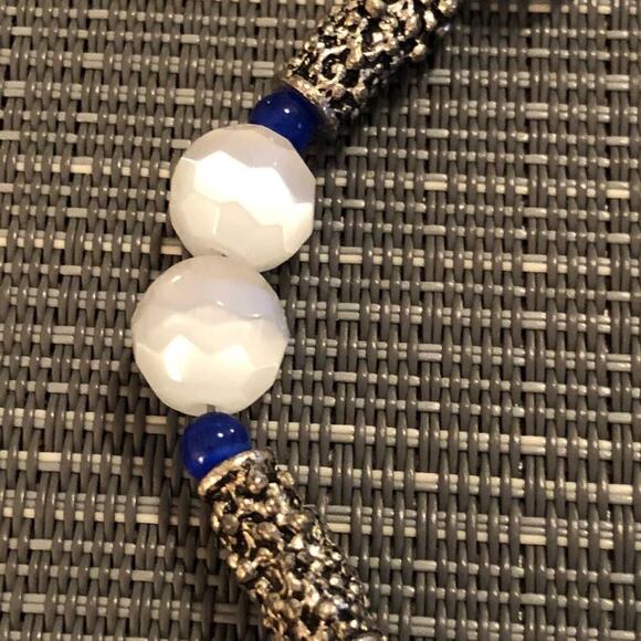 White Cat-Eye Silver Barrel Handmade Ankle Bracelet - Picture 6 of 7